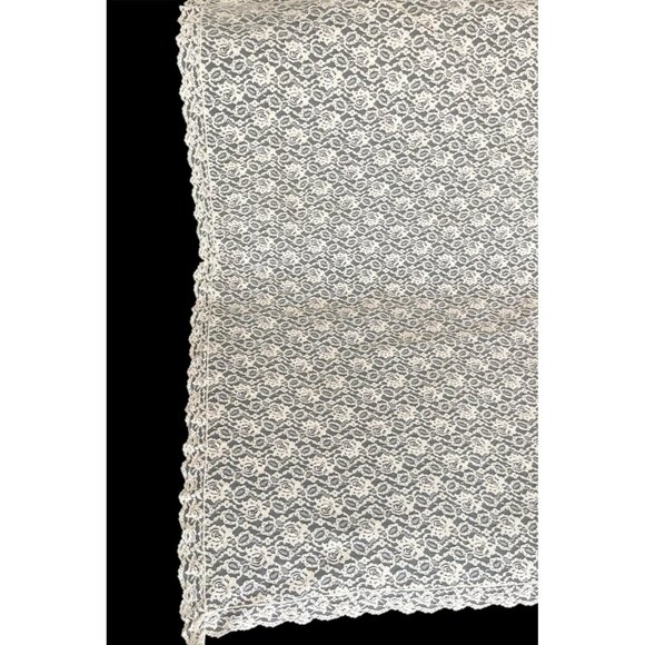 Vintage Lace Tablecloth 67x100 Light Beige Pink Floral Rose Pattern Rectangular - Picture 1 of 6